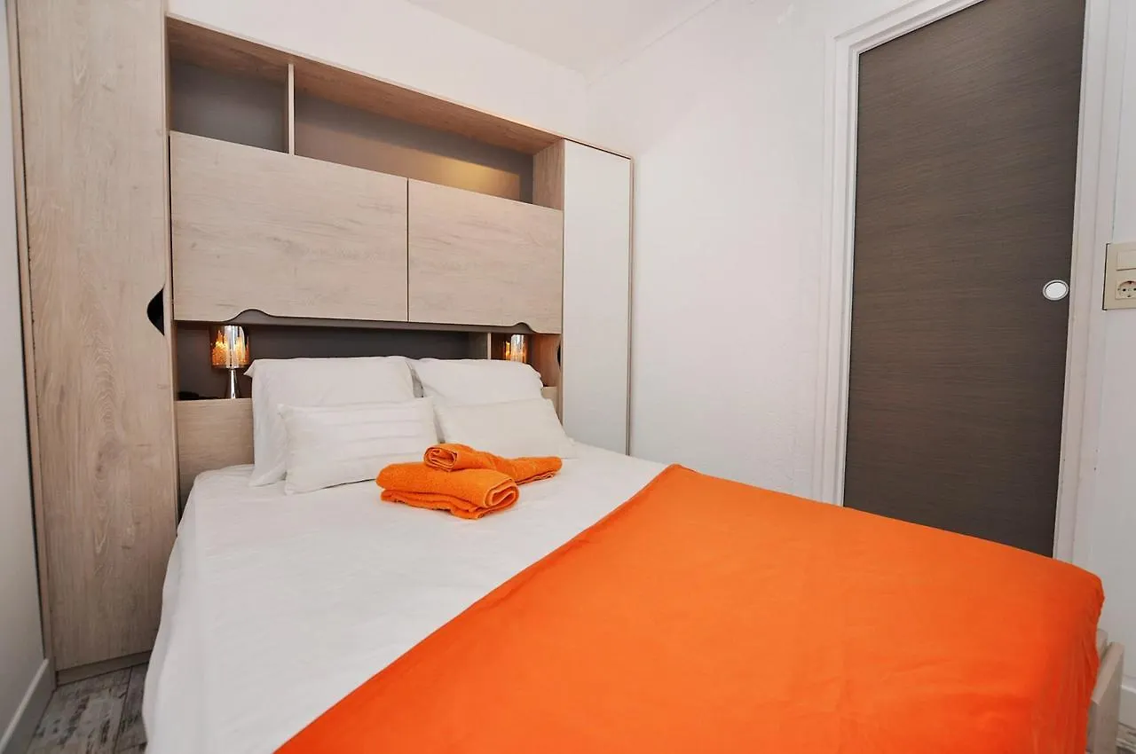 דירות רוזס 1160 Casa Concordia - Apivend Immo
